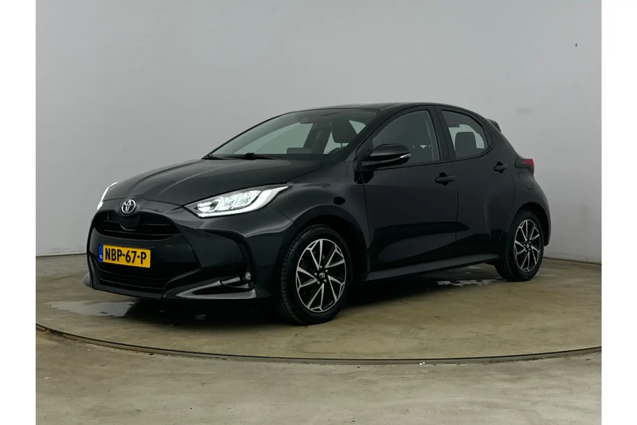 Toyota Yaris 1.5 Hybrid Dynamic 2022, photo 1