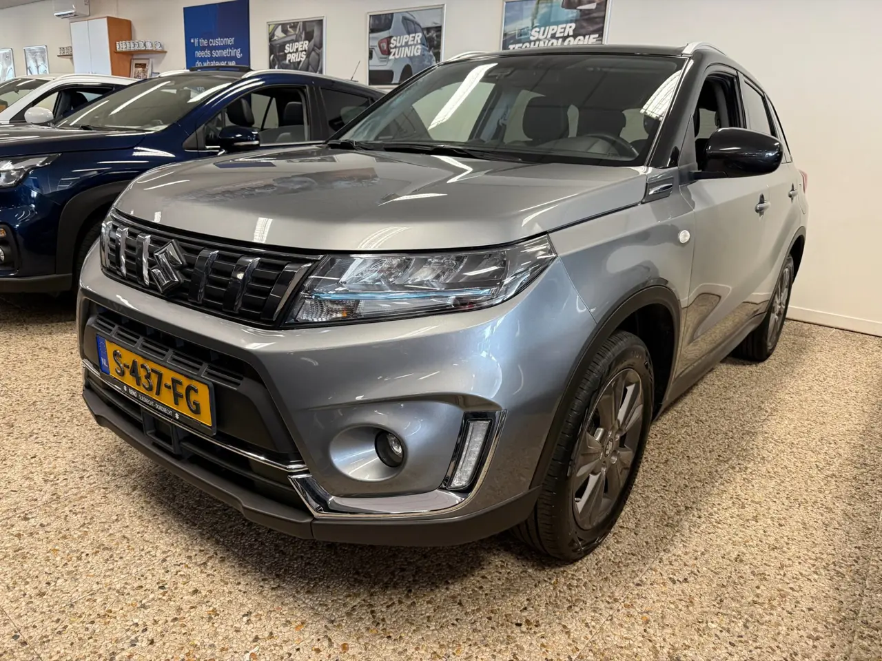 Suzuki Vitara 1.4 Boosterjet Select Smart Hybrid Navi 2023, foto 1