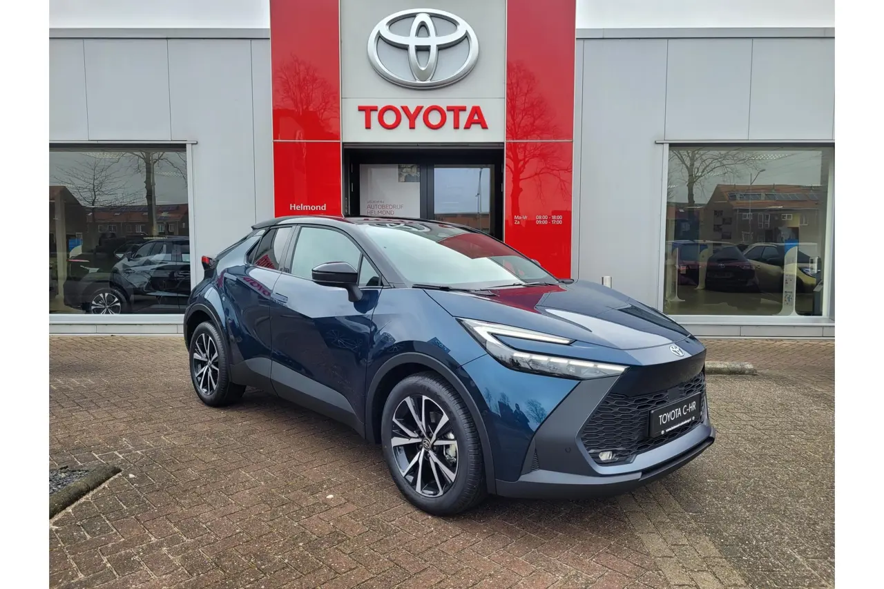 Toyota C-HR 2.0 Plug-In Hybrid 220 Dynamic 2026, foto 1