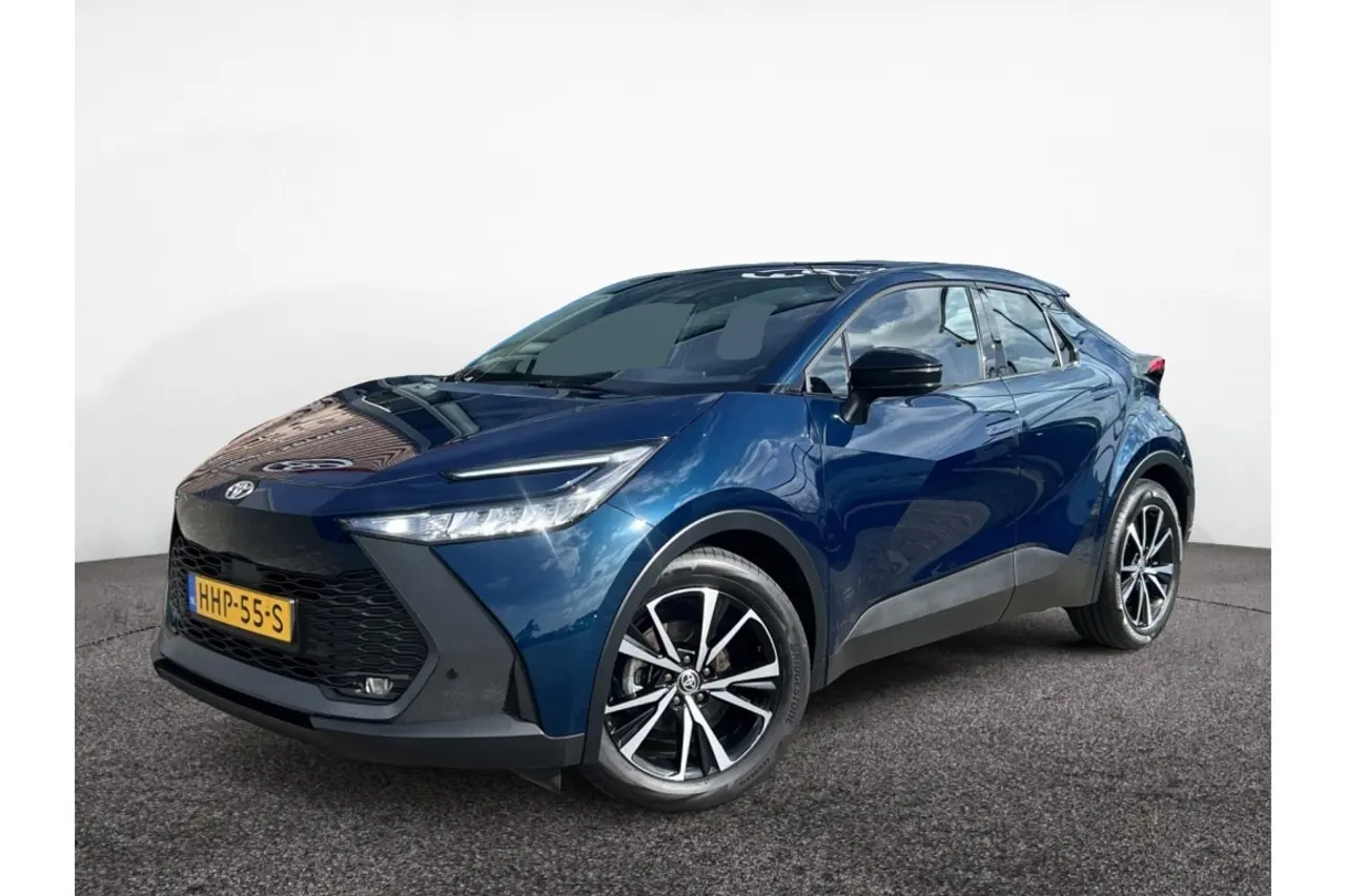 Toyota C-HR 1.8 Hybrid 140 Dyn 2025, foto 1