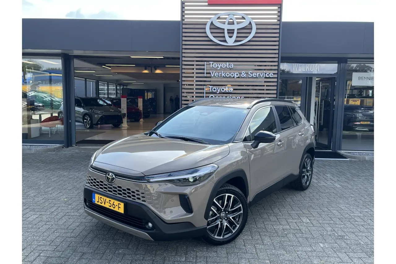 Toyota Corolla Cross Hybrid 140 Dynamic 2026, foto 1