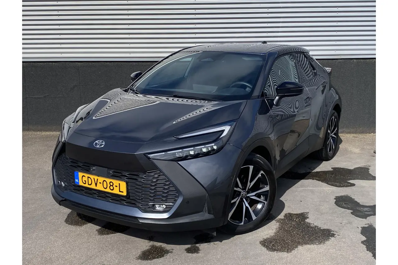 Toyota C-HR 1.8 Hybrid 140 First Edition 2024, foto 1