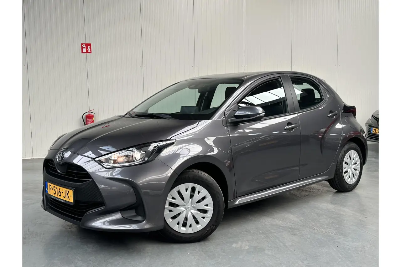 Toyota Yaris 1.5 VVT-i Active 2022, foto 1