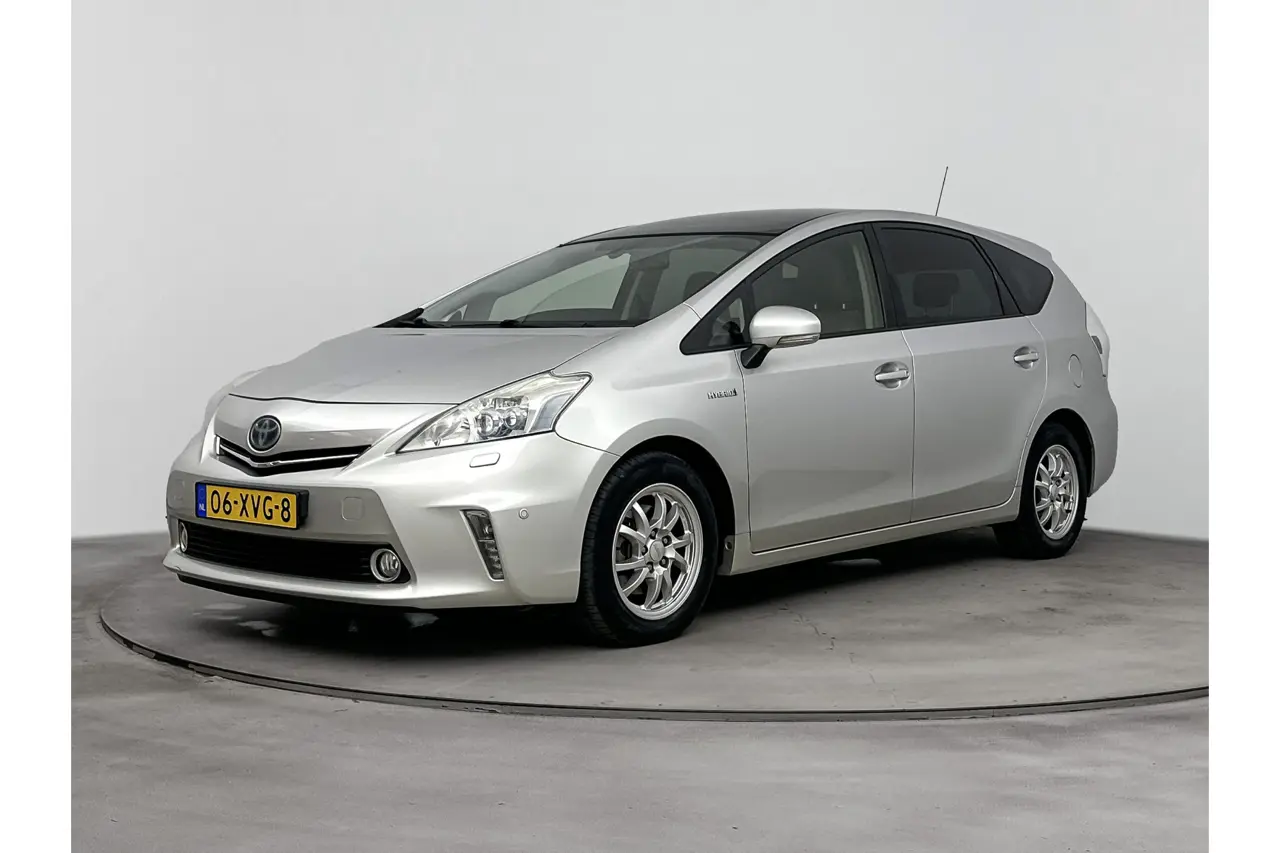 Toyota Prius Wagon 1.8 Dynamic Business 2012, foto 1