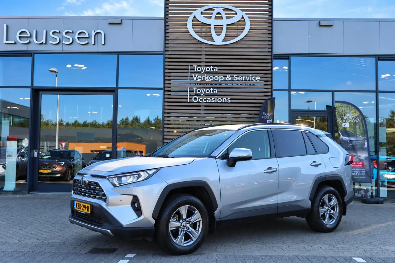Toyota RAV4 2.5 Hybrid AWD Dynamic 2024, foto 1