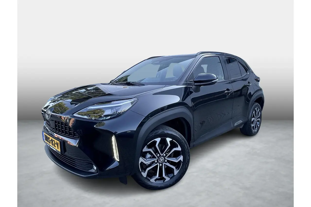 Toyota Yaris Cross 1.5 Hybrid 130 Dynamic Winterpack 2026, photo 1