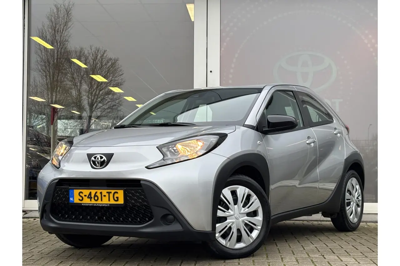 Toyota Aygo X 1.0 VVT-i Mt Play 2022, foto 1