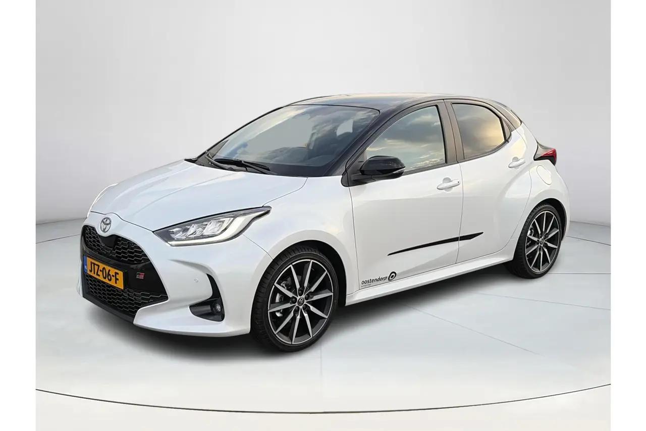 Toyota Yaris 1.5 Hybrid 130 Gr Sport Plus Pack 2026, photo 1
