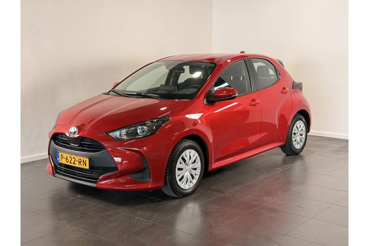 Toyota Yaris 1.5 Hybrid Active 2022, foto 1