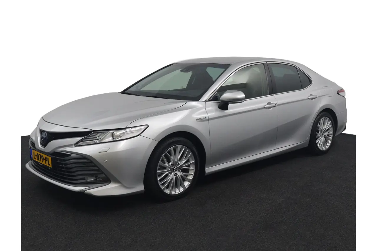 Toyota Camry 2.5 Hybrid Premium 2021, foto 1