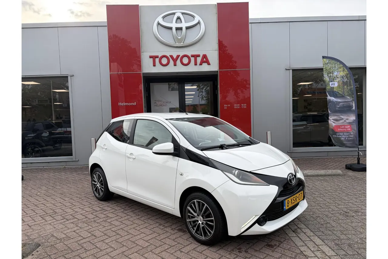 Toyota Aygo 1.0 VVT-i X-Play 2014, foto 1
