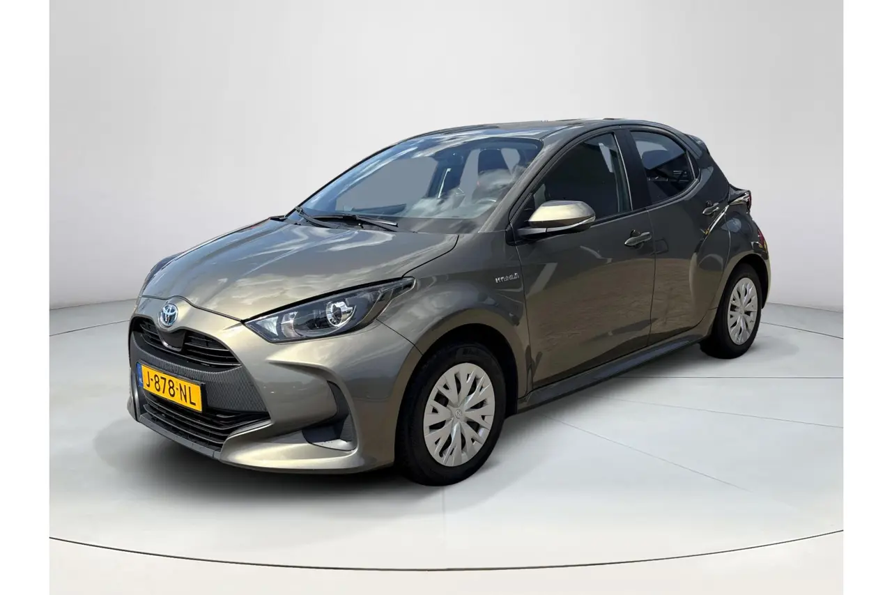 Toyota Yaris 1.5 Hybrid Active 2020, foto 1