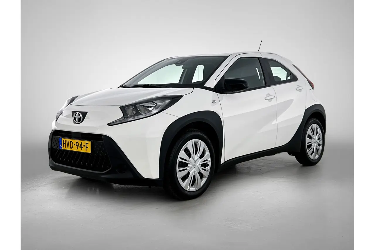 Toyota Aygo X 1.0 VVT-i Mt Play 2025, foto 1