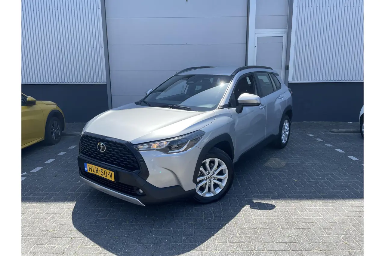 Toyota Corolla Cross Hybrid 140 Active 2025, foto 1
