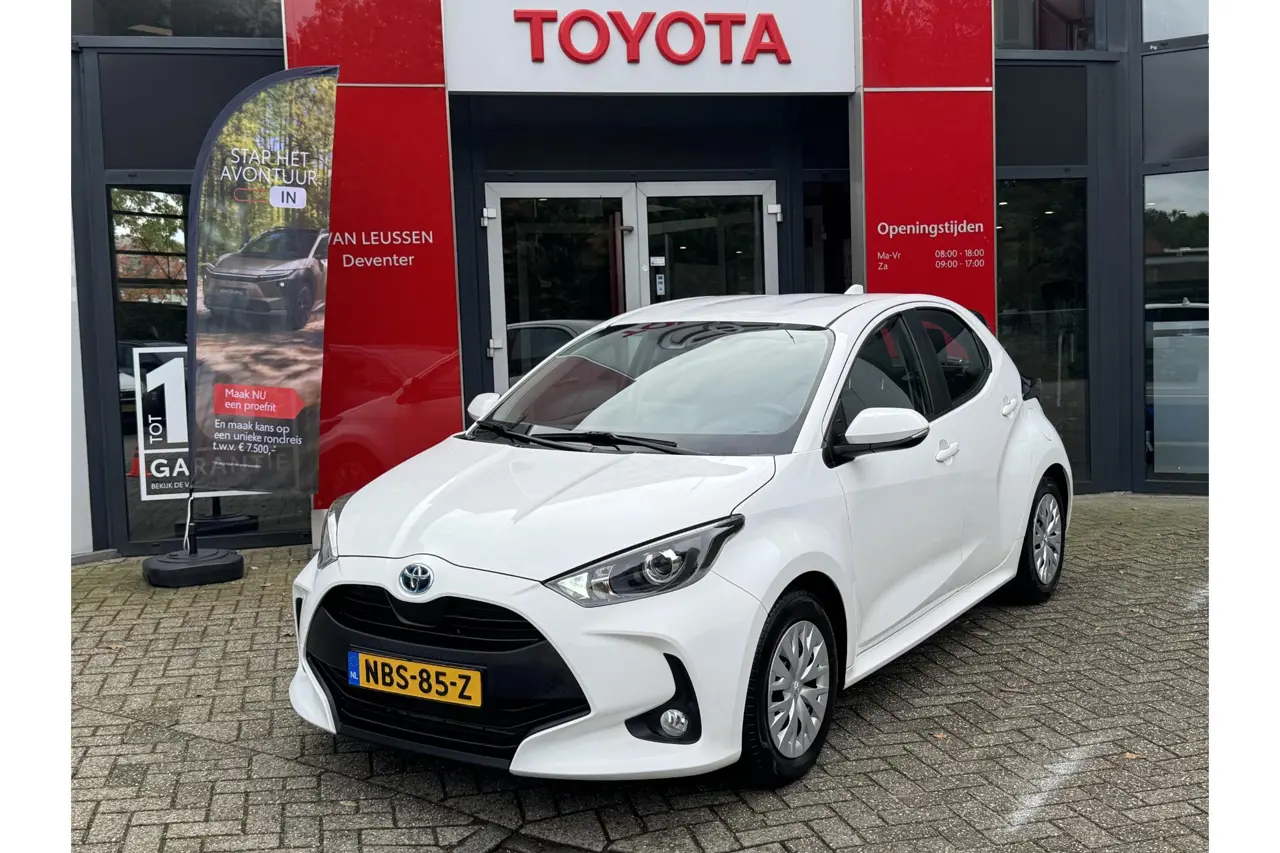 Toyota Yaris 1.5 Hybrid Active 2022, photo 1