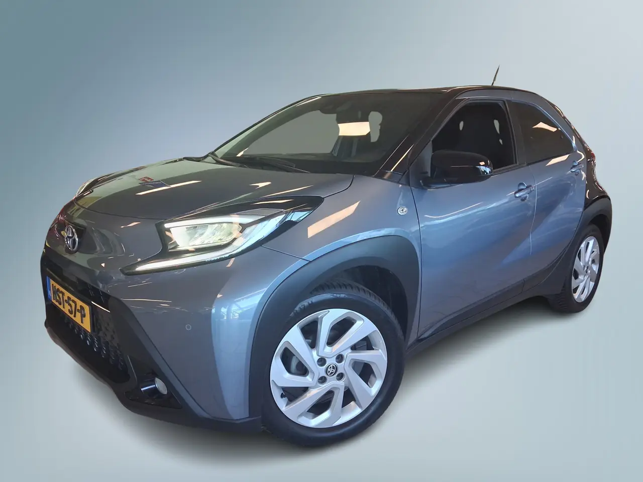 Toyota Aygo X 1.0 VVT-i S-CVT Envy Edition 2024, foto 1