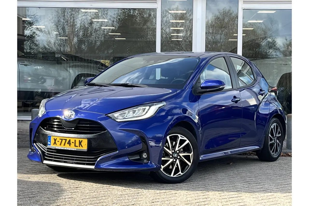Toyota Yaris 1.5 Hybrid Dynamic 2023, foto 1