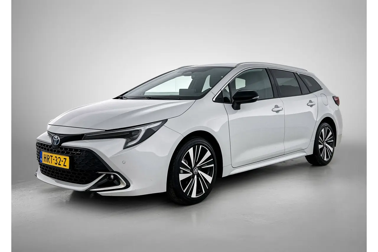 Toyota Corolla Touring Sports Hybrid 140 Dynamic 2025, photo 1