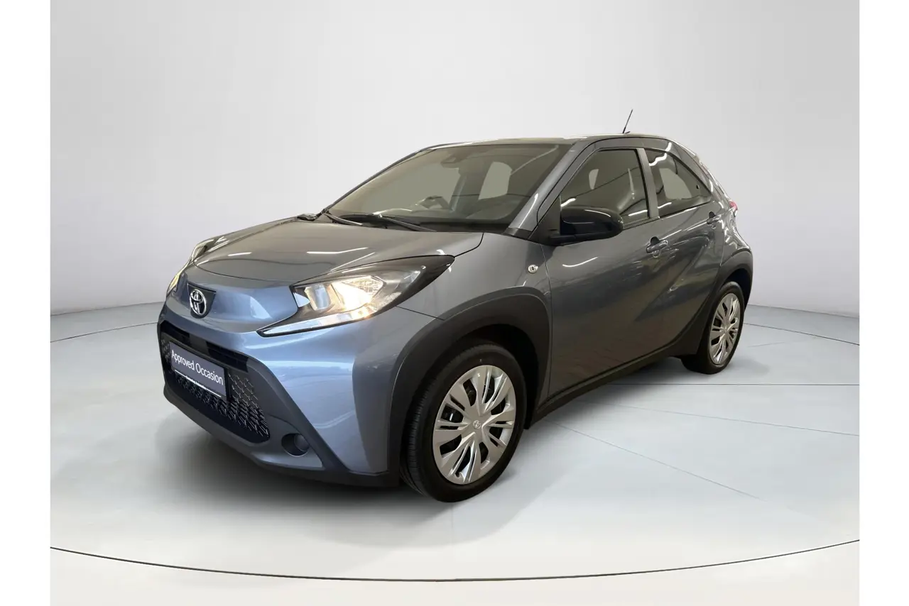 Toyota Aygo X 1.0 VVT-i Mt Play 2025, foto 1