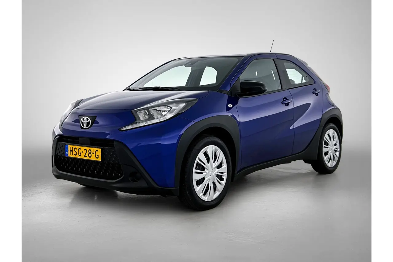 Toyota Aygo X 1.0 VVT-i MT Play 2025, foto 1