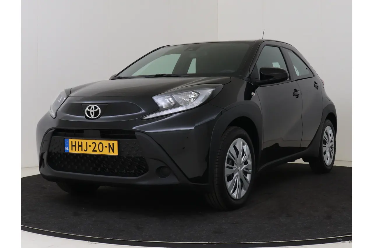 Toyota Aygo X 1.0 VVT-i Mt Play 2025, foto 1