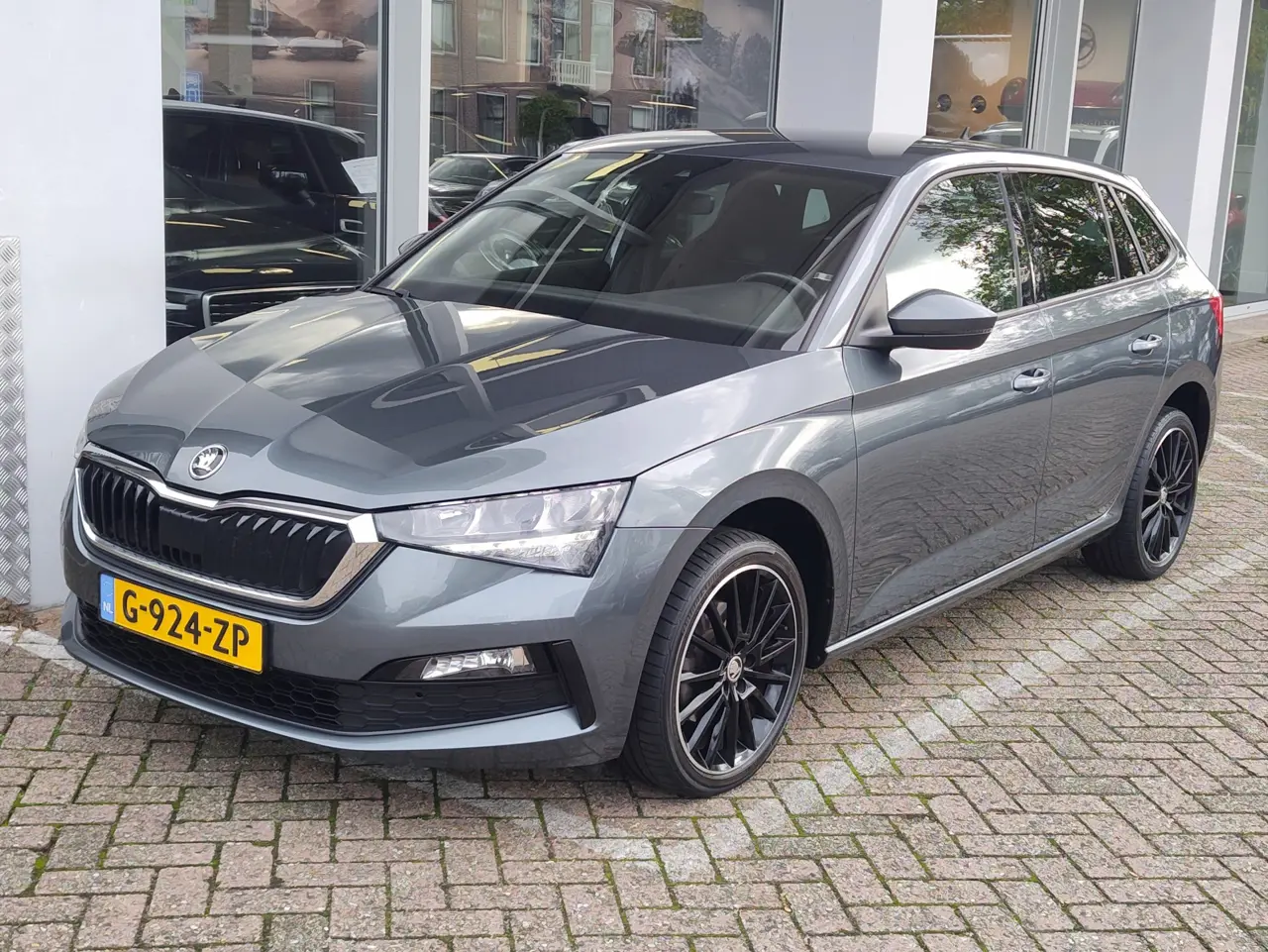Škoda Scala 1.0 TSI Sport Business 2020, photo 1