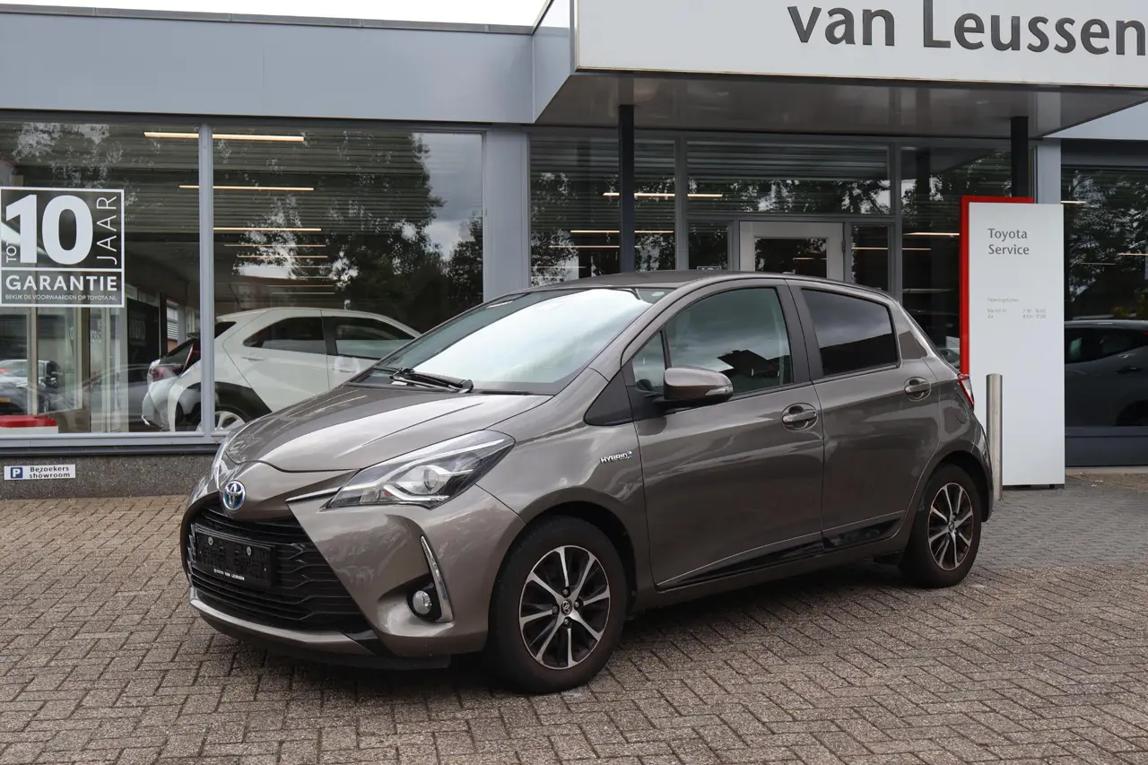 Toyota Yaris 1.5 Hybrid Dynamic 2020, foto 1