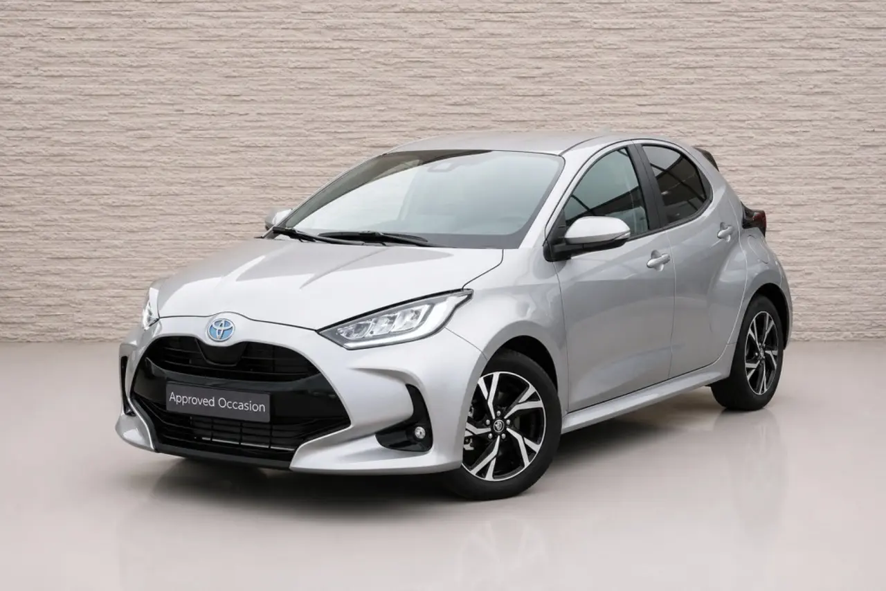 Toyota Yaris 1.5 Hybrid 115 First Edition Automaat 2025, foto 1