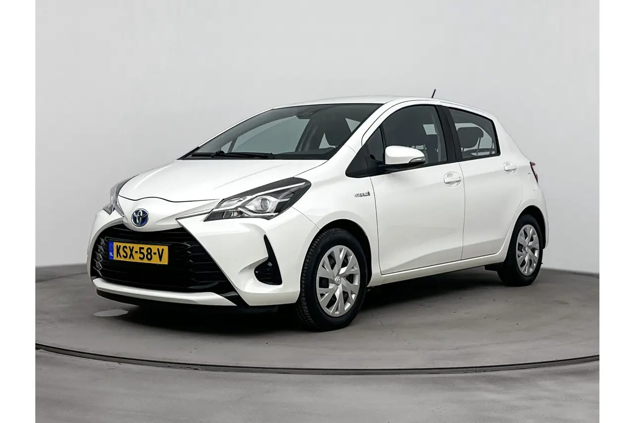 Toyota Yaris 1.5 Hybrid Active 2019, foto 1