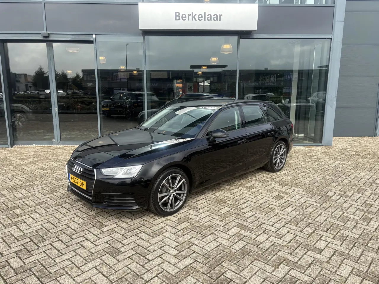Audi A4 Avant 1.4 TFSI Design Pro Line 2017, foto 1