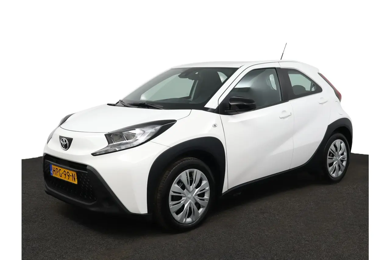 Toyota Aygo X 1.0 VVT-i Mt Play 2025, foto 1