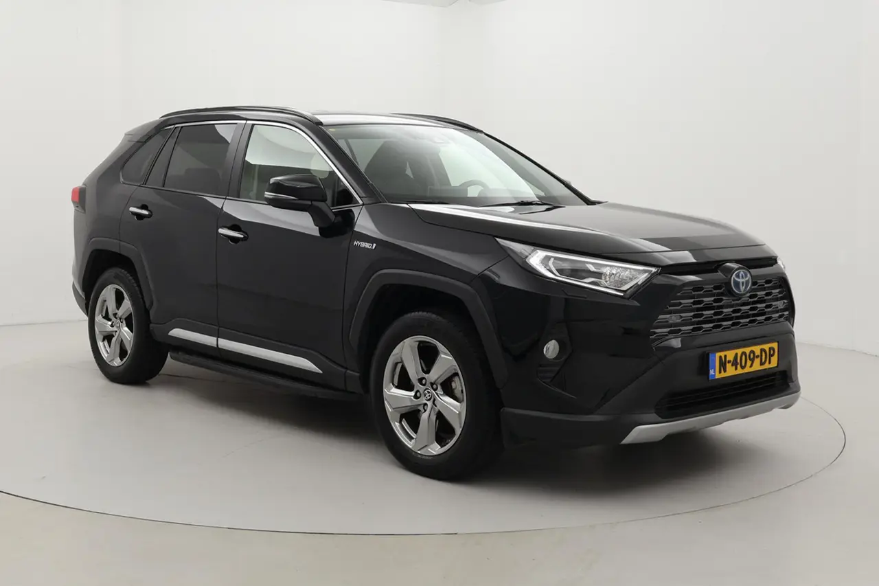 Toyota RAV4 2.5 Hybrid AWD Executive 2021, foto 1