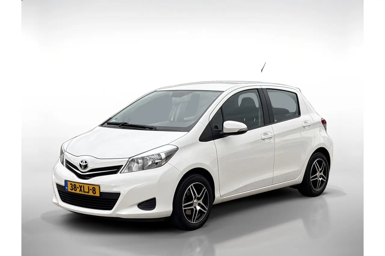 Toyota Yaris 1.0 VVT-i Aspiration 2012, foto 1