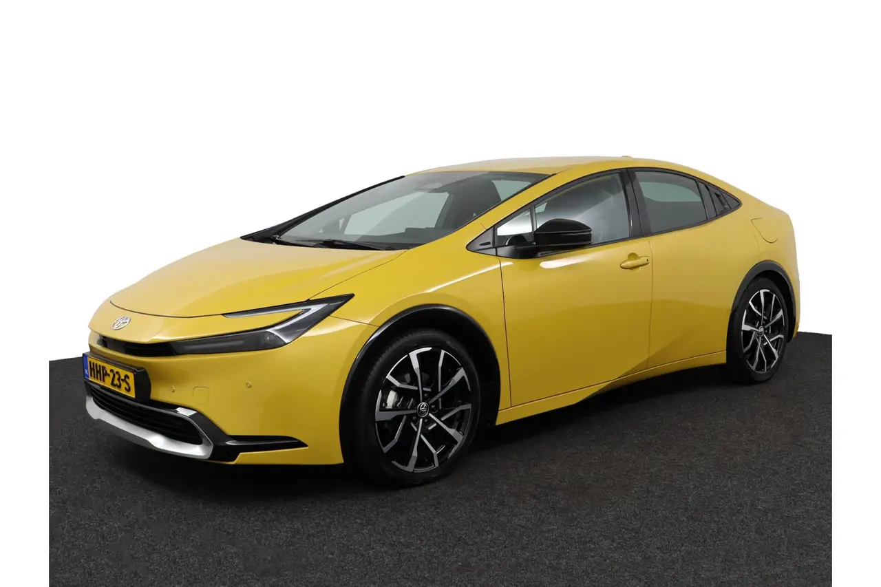Toyota Prius 2.0 Plug-In Executive 2025, foto 1