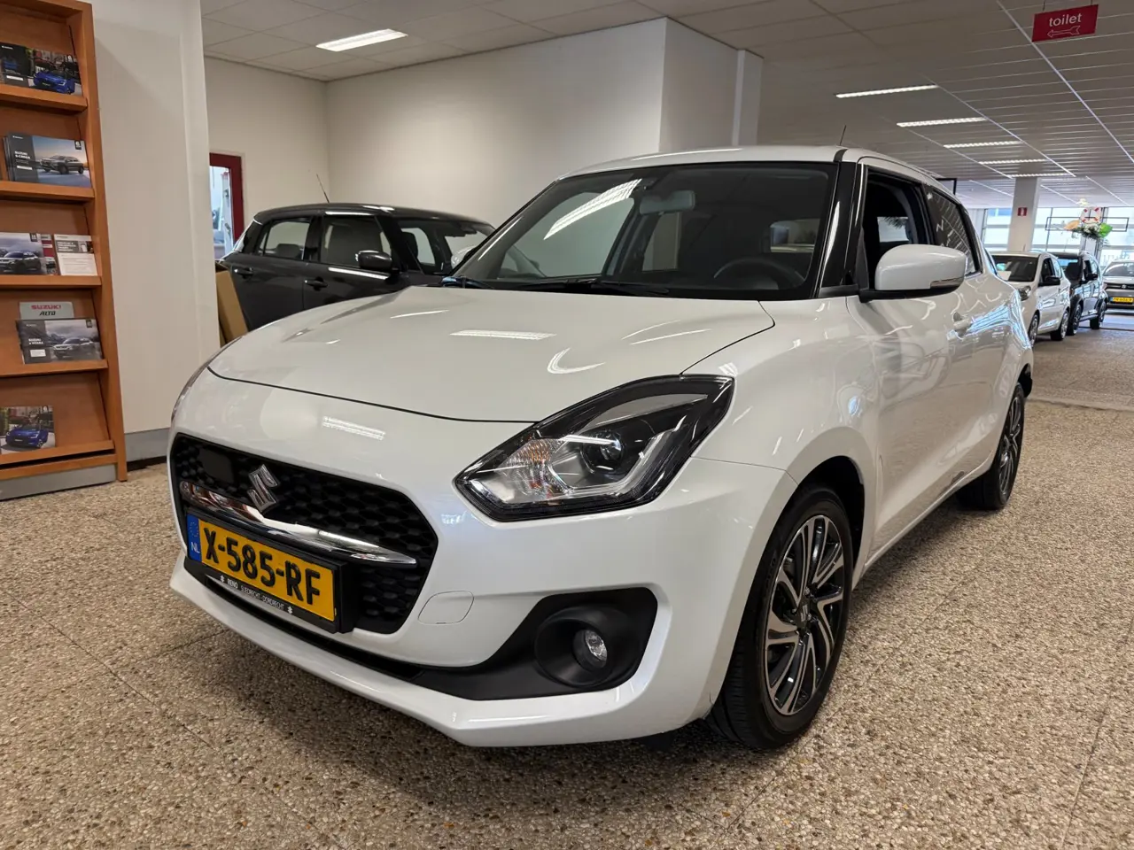 Suzuki Swift 1.2 Style Smart Hybrid Navi 2024, foto 1