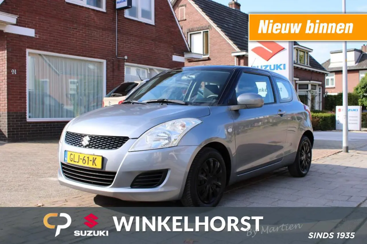 Suzuki Swift 1.2 Comfort 2012, foto 1