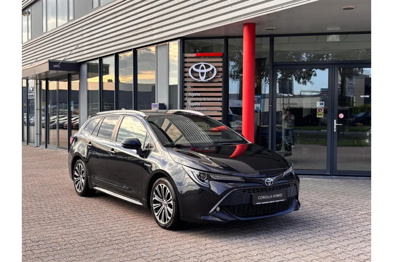 Toyota Corolla Touring Sports 2.0 Hybrid Dynamic 2021, foto 1