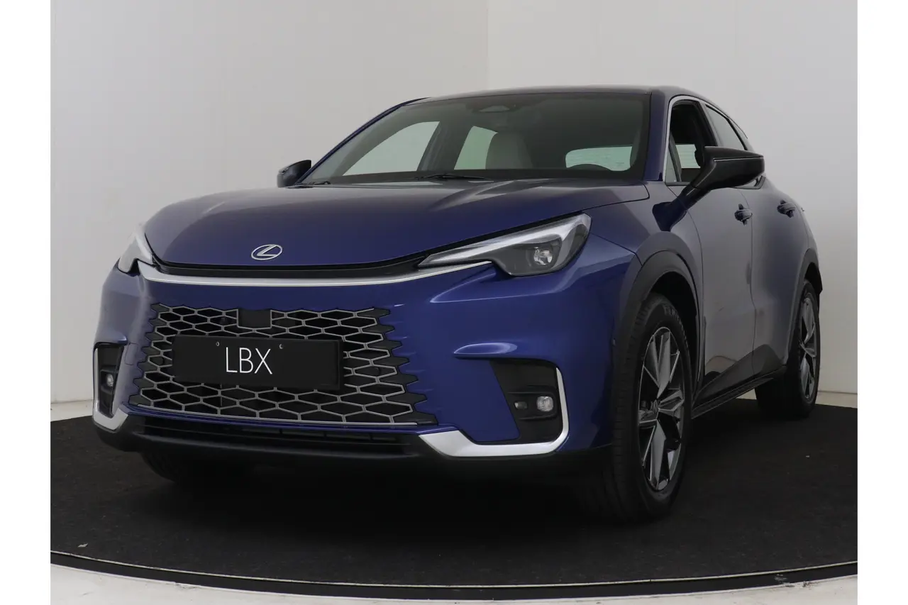 Lexus LBX Elegant 2026, foto 1