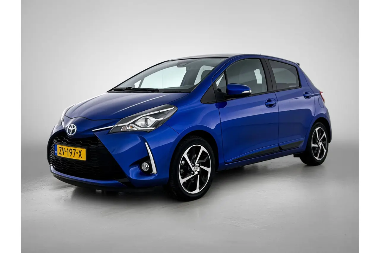 Toyota Yaris 1.5 Hybrid Executive 2019, photo 1
