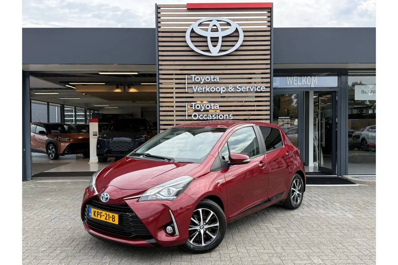 Toyota Yaris 1.5 Hybrid Dynamic 2018, foto 1