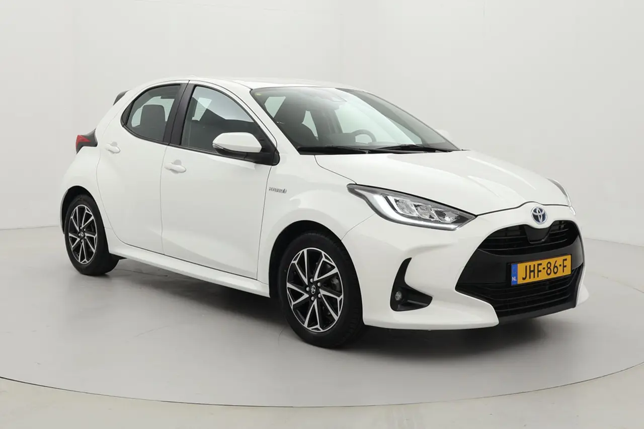Toyota Yaris 1.5 Hybrid Dynamic 2021, foto 1