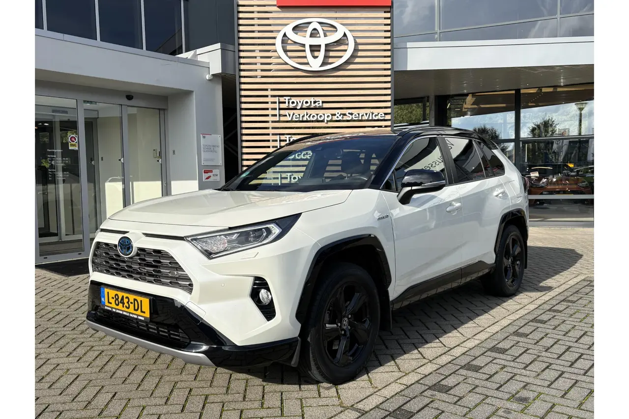 Toyota RAV4 2.5 Hybrid Bi-Tone 2021, foto 1