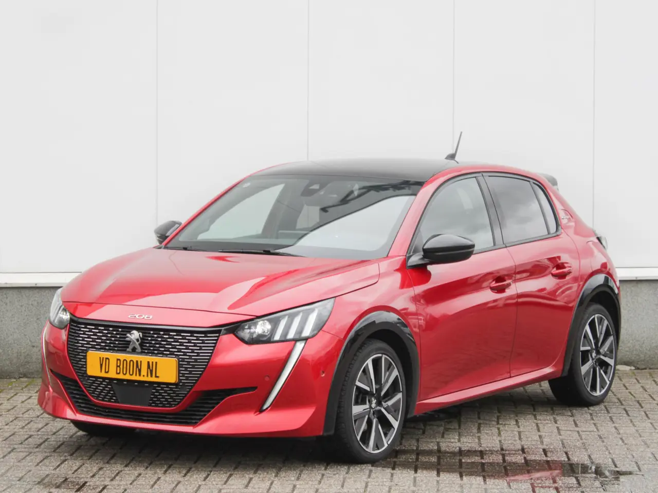 Peugeot 208 1.2 Puretech Gt Pack 2021, photo 1