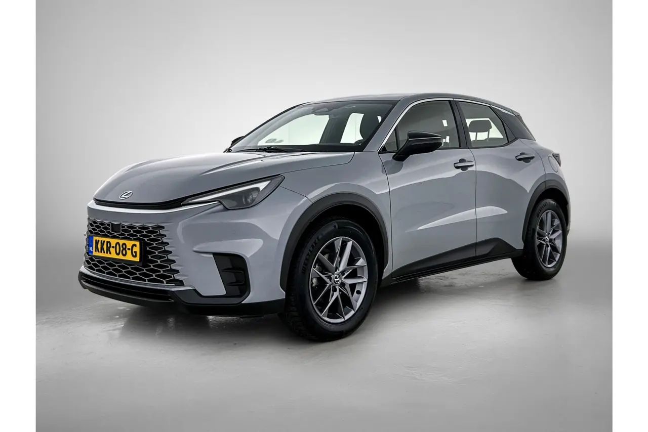Lexus LBX 2Wd 2025, foto 1