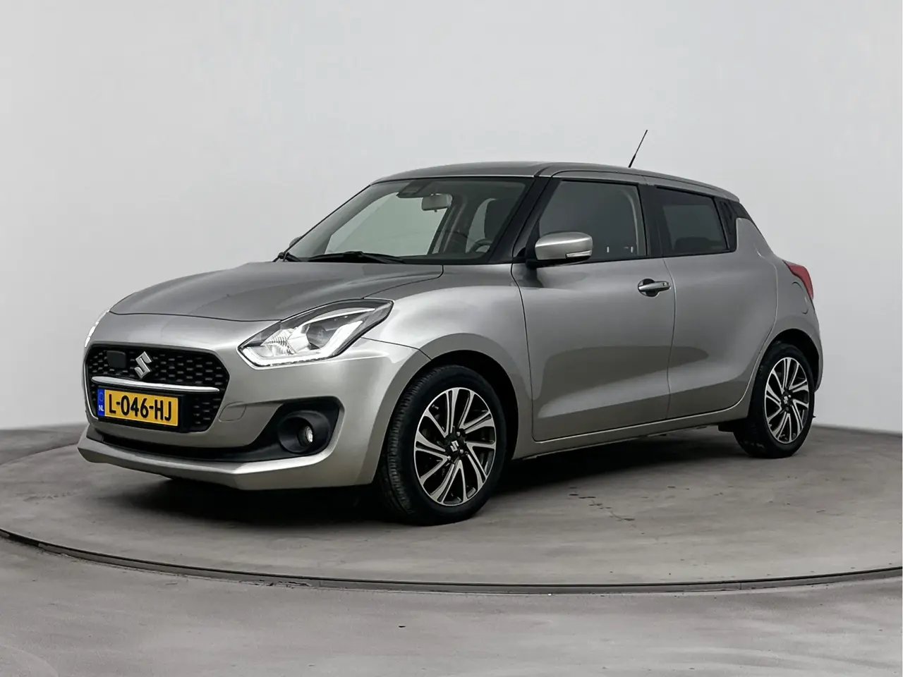 Suzuki Swift 1.2 Style Automaat Smart Hybrid 2021, foto 1