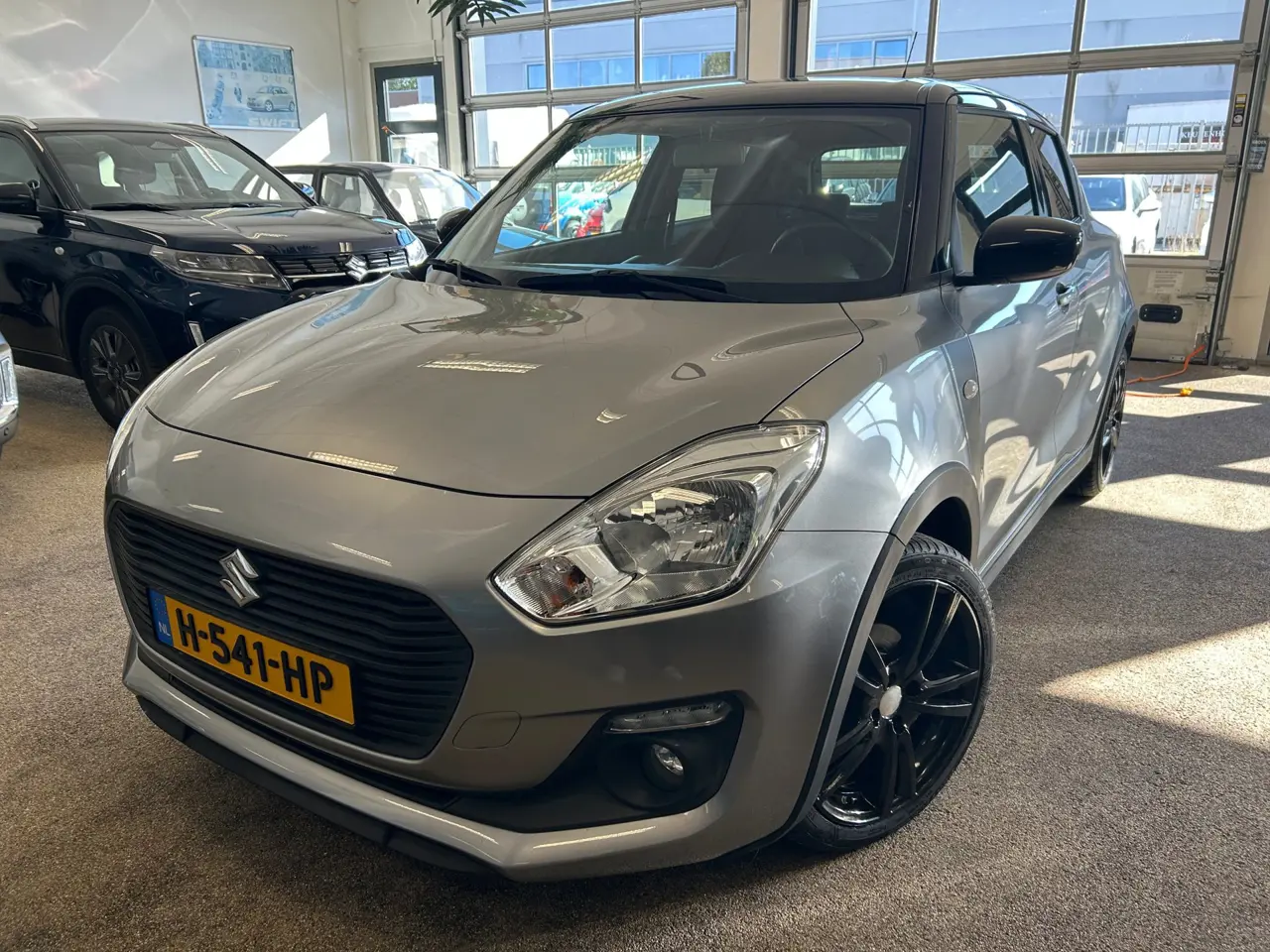 Suzuki Swift 1.2 Select Smart Hybrid Sportline 2020, foto 1