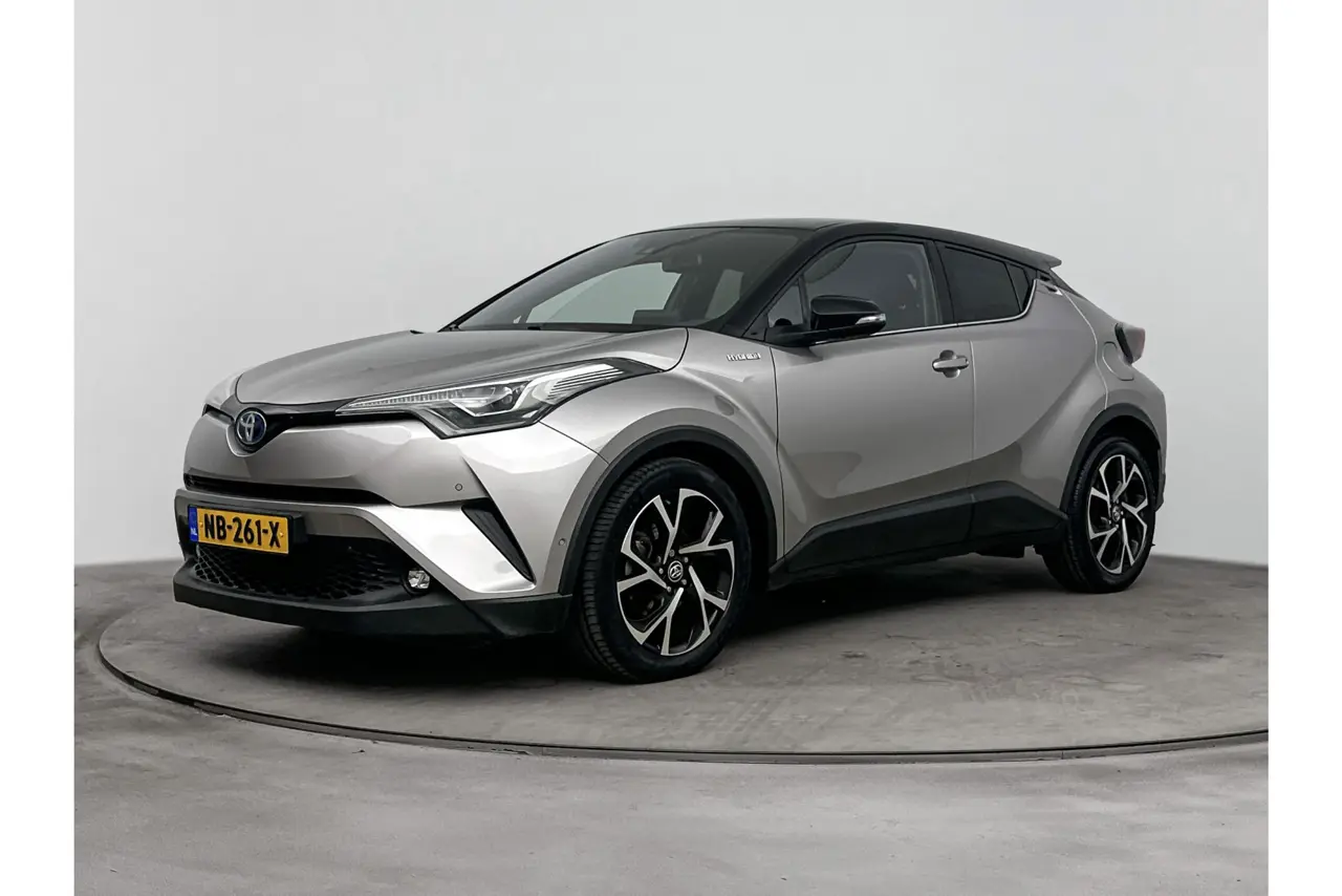 Toyota C-HR 1.8 Hybrid Bi-Tone Plus 2017, foto 1