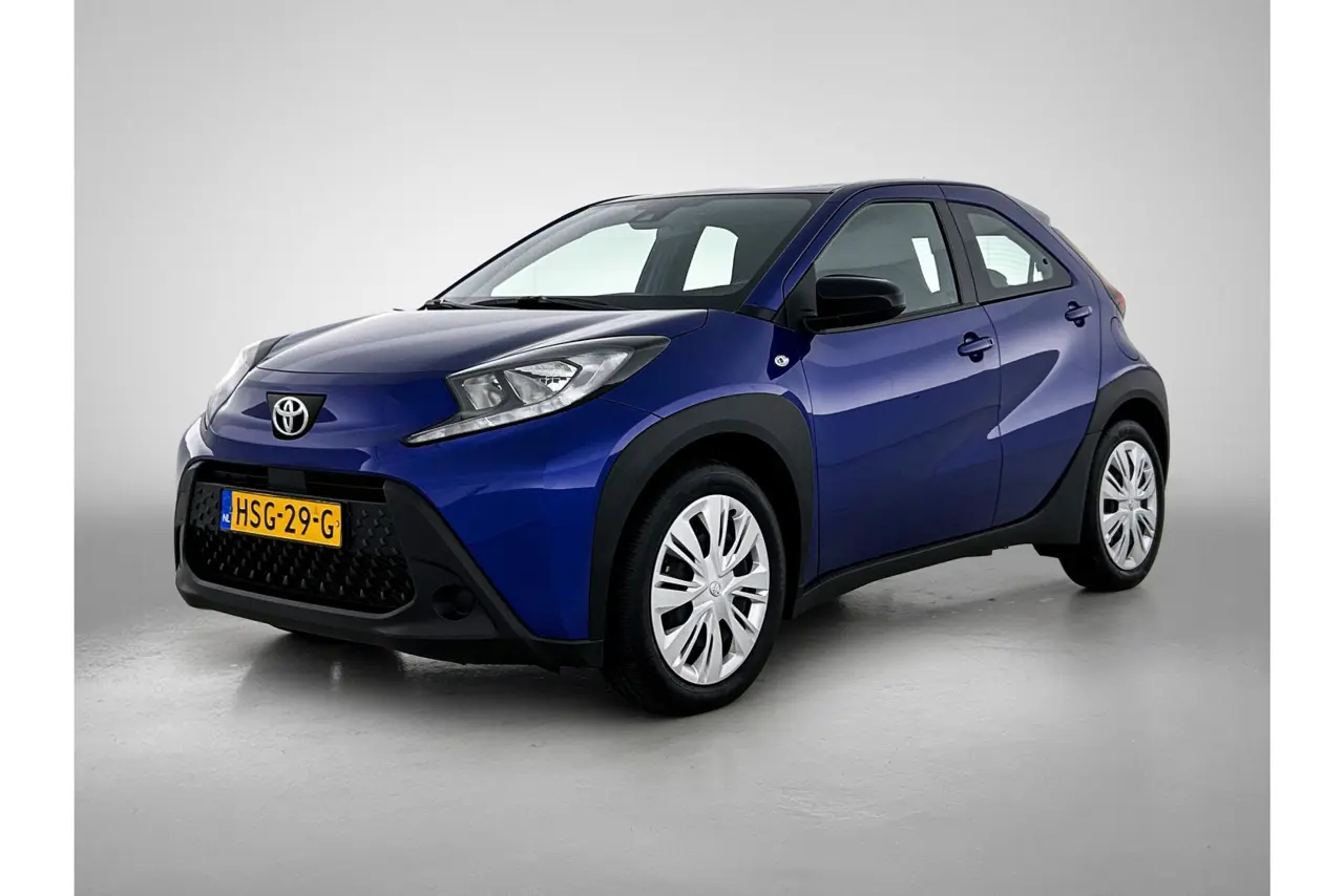 Toyota Aygo X 1.0 VVT-i MT Play 2025, foto 1