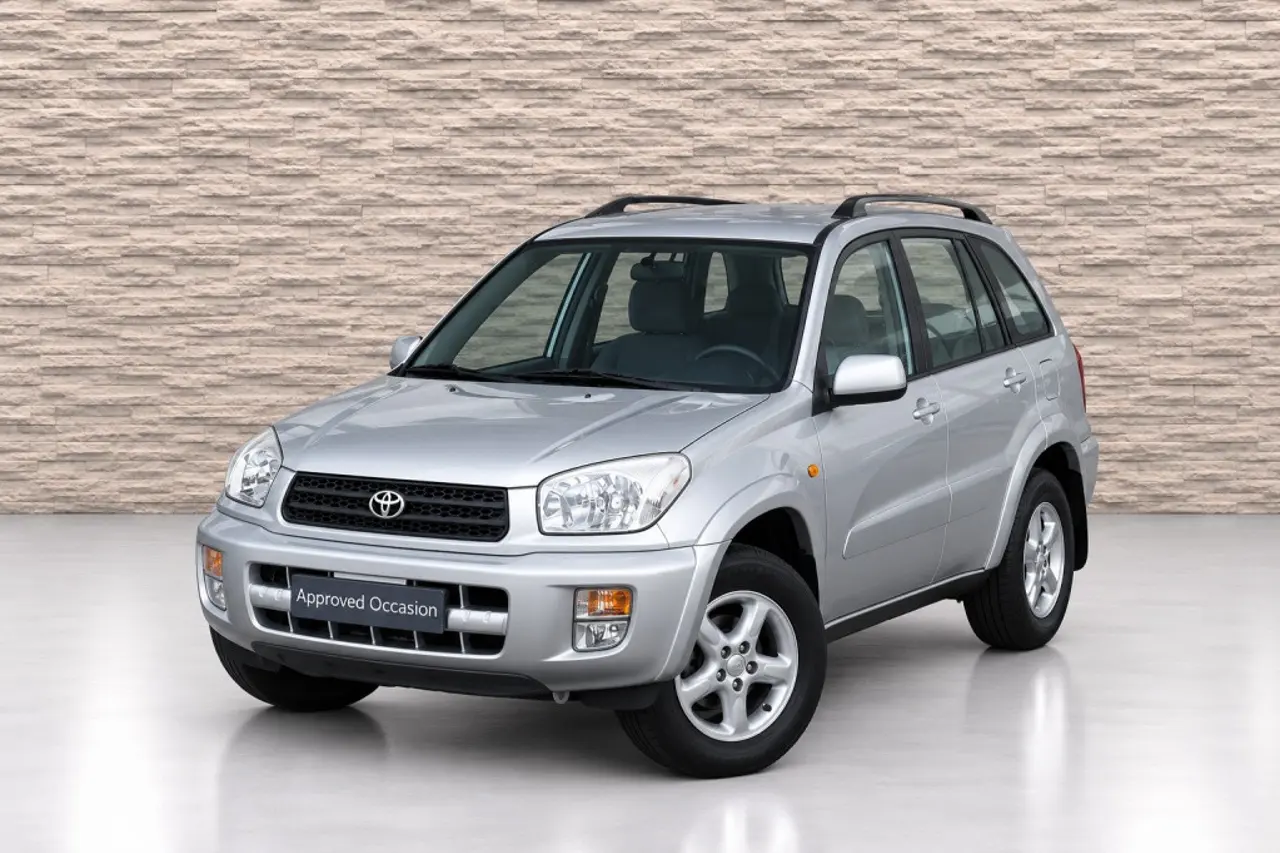 Toyota RAV4 2.0-16V VVT-i Sol 2000, photo 1