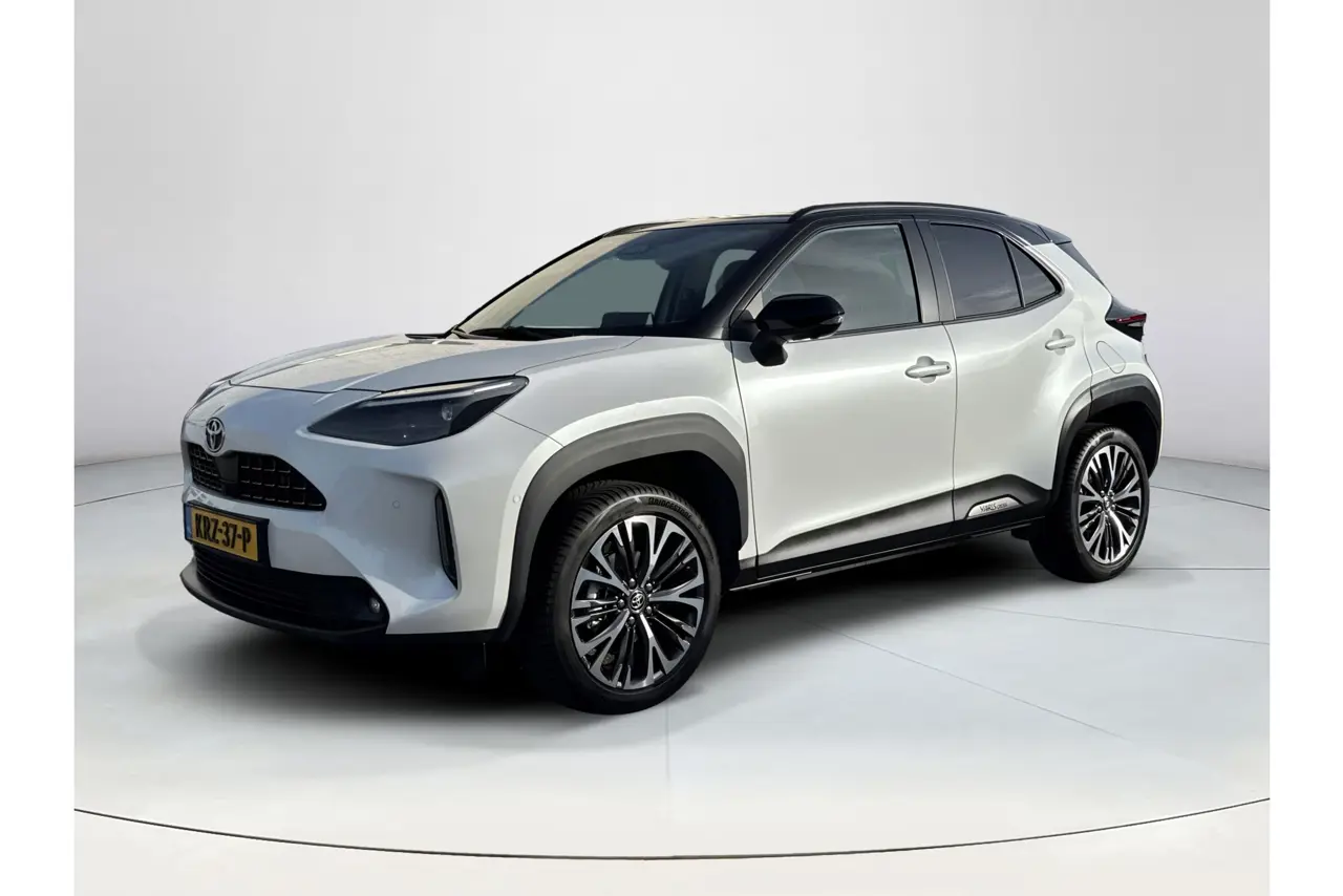 Toyota Yaris Cross 1.5 Hybrid 130 Executive 2025, photo 1